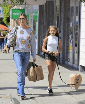 Helene with her mother